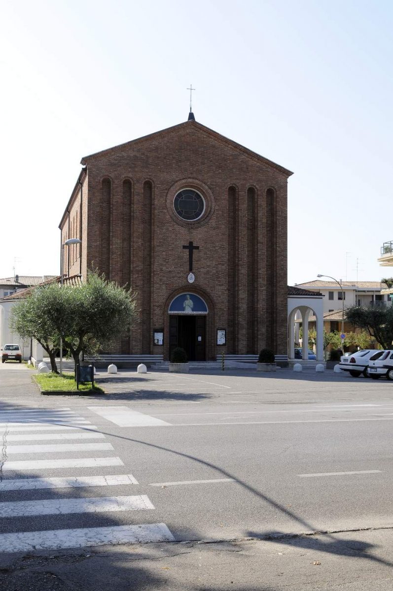 Conegliano-chiesa san pio x